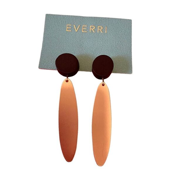 Everri Black & Brass Long Drop Earrings. - Picture 5 of 6